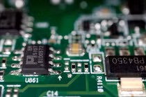 Tình trạng thiếu hụt khí Heli đang làm gián đoạn nguồn cung chip toàn cầu. Ảnh: Reuters.