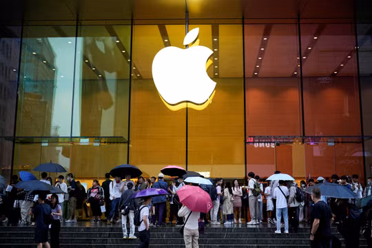 Hành trình Apple tròn 50 tuổi: Từ garage đến gã khổng lồ nghìn tỷ USD