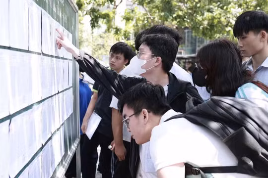 NÓNG: Bộ GD&ĐT chốt điểm sàn ngành pháp luật năm 2026, thí sinh phải đạt từ 20 điểm