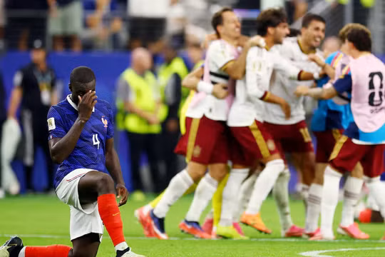 Tây Ban Nha khiến Mbappe "tắt điện", tuyển Pháp ôm hận rời World Cup 2026