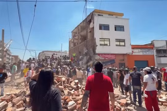Tang thương bao trùm Colombia sau thảm họa động đất, số người mất tích tăng chóng mặt