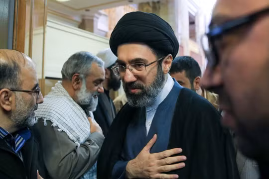 Lãnh tụ Tối cao Iran Mojtaba Khamenei cảnh báo dành cho Mỹ “bài học khó quên”