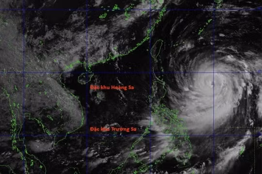 Cập nhật tin bão mới nhất: Siêu bão Bavi đe đọa đổ bộ Okinawa, Nhật Bản với sức gió tới 216 km/giờ