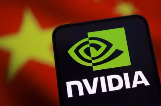 Trung Quốc siết chặt kiểm soát việc mua chip từ Nvidia. Ảnh: Reuters.