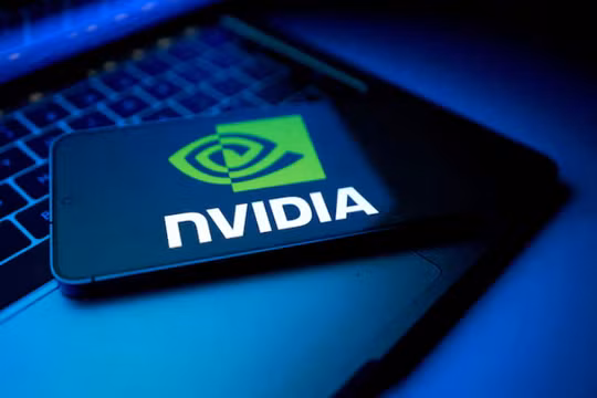 Cổ phiếu Nvidia rơi xuống mức định giá thấp kỷ lục. Ảnh: Reuters.
