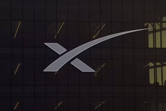 Các trung tâm dữ liệu không gian có thể không khả thi về mặt thương mại. Ảnh: Reuters.