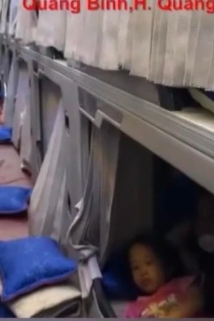 Nhồi nhét kinh hoàng, tài xế và chủ xe khách bị phạt 165 triệu đồng