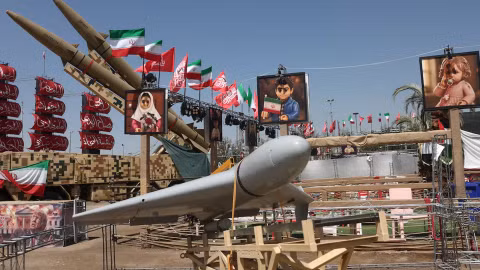 Iran tuyên bố bắn hạ máy bay không người lái của Mỹ trên bầu trời Bandar Abbas