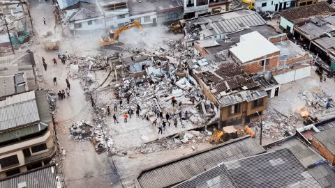 Thảm kịch động đất Colombia: 72 giờ vàng trôi qua, vẫn còn hàng trăm người mất tích dưới đống đổ nát