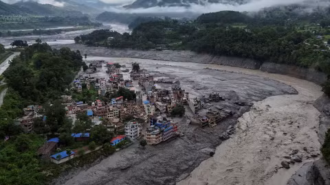 Thảm họa lũ quét ở Nepal: Hàng nghìn người mất tích, thi thể tìm thấy vẫn chưa rõ danh tính