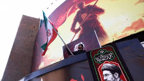 Iran tuyên bố phải vượt qua “các lệnh trừng phạt bất công” khi Mỹ gia tăng áp lực kinh tế