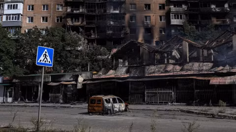 Nga dồn dập công phá “vành đai pháo đài” Ukraine, thị trấn Druzhkivka chịu thiệt hại nặng nề