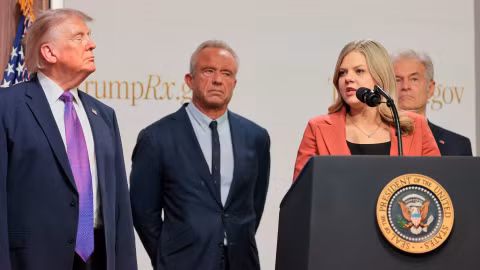Ông Trump “chọn mặt gửi vàng”, bổ nhiệm nữ trợ lý Nhà Trắng Heidi Overton làm người đứng đầu FDA