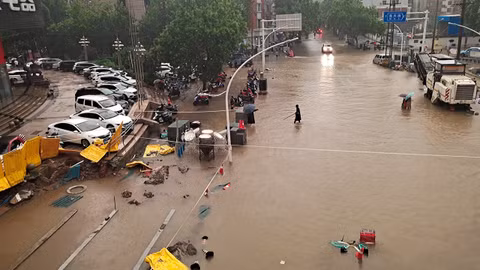 Chủ tịch Trung Quốc Tập Cận Bình chỉ đạo khẩn cấp ứng phó thảm họa lũ lụt và sạt lở đất