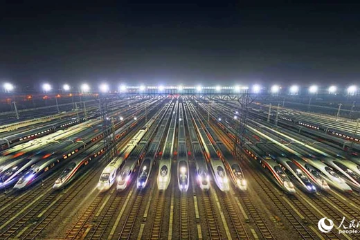 Ngành đường sắt Trung Quốc đã chuẩn bị đủ các đoàn tàu cho Xuân vận Tết Bính Ngọ. Ảnh: NDNB.