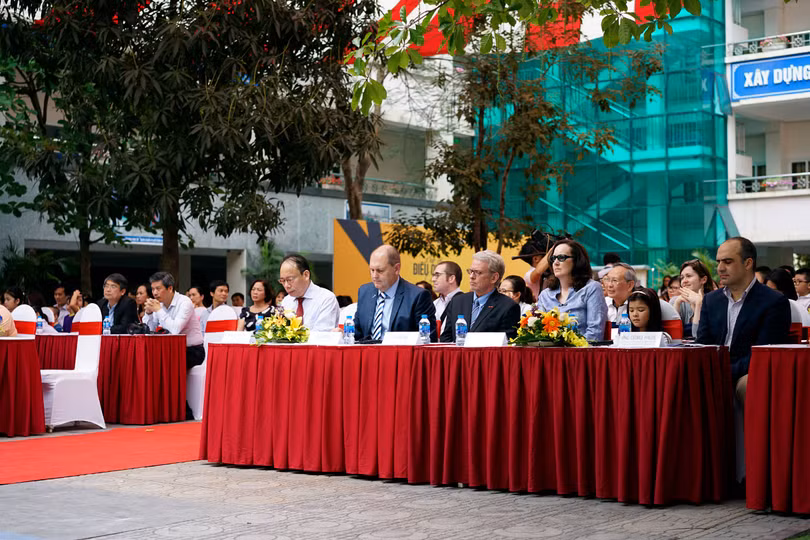 GM Việt Nam phát động chiến dịch an toàn cho trẻ em ngồi trong ô tô ảnh 9