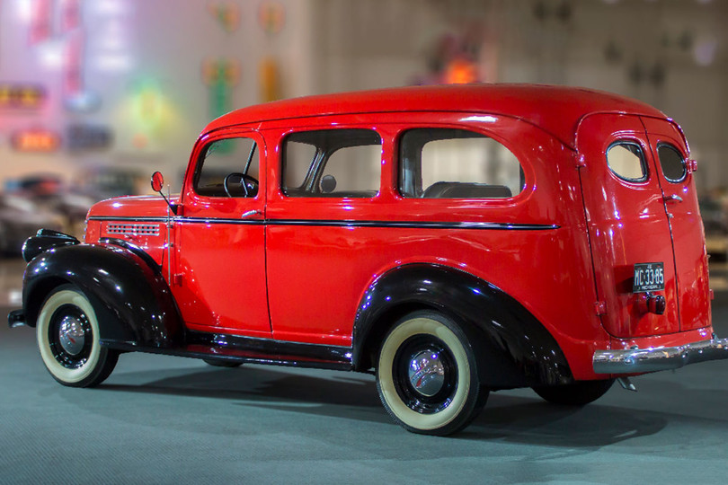 Nhìn lại lịch sử hình thành dòng SUV của Chevrolet ảnh 9