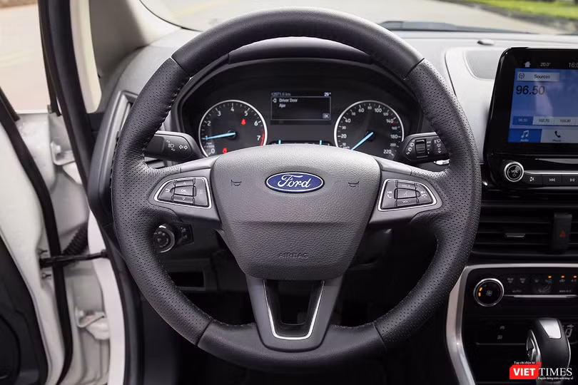 Điều gì khiến Ford EcoSport 2018 đáng mua ở thời điểm này ảnh 21