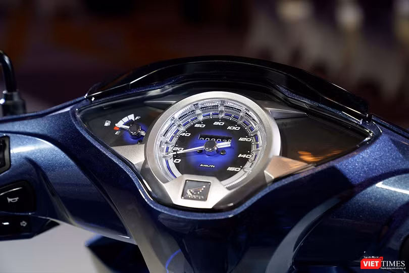 Vừa ra mắt, Honda Future 125cc Fi 2018 có gì đáng chú ý? ảnh 8