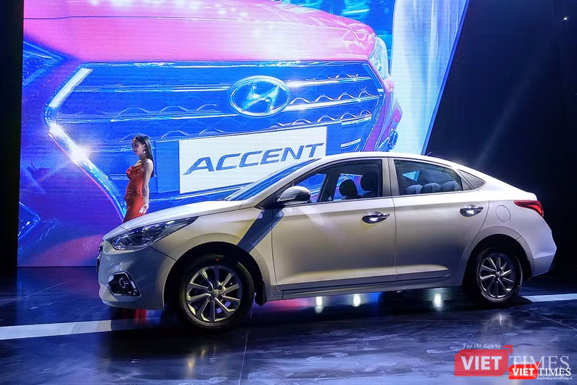 Tham vọng giành ngôi vương phân khúc B, Hyundai Accent 2018 chỉ có giá từ 425 triệu ảnh 1