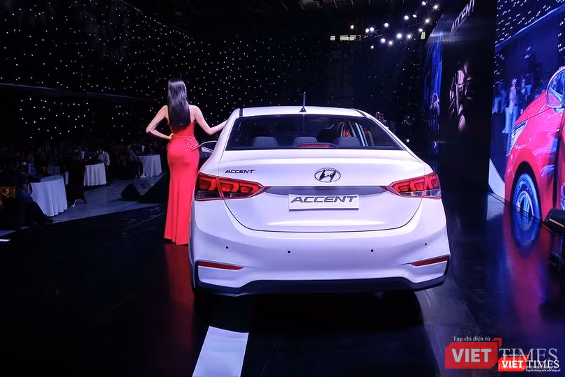 Tham vọng giành ngôi vương phân khúc B, Hyundai Accent 2018 chỉ có giá từ 425 triệu ảnh 4
