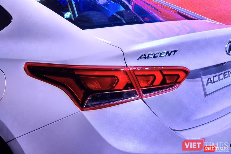 Tham vọng giành ngôi vương phân khúc B, Hyundai Accent 2018 chỉ có giá từ 425 triệu ảnh 9