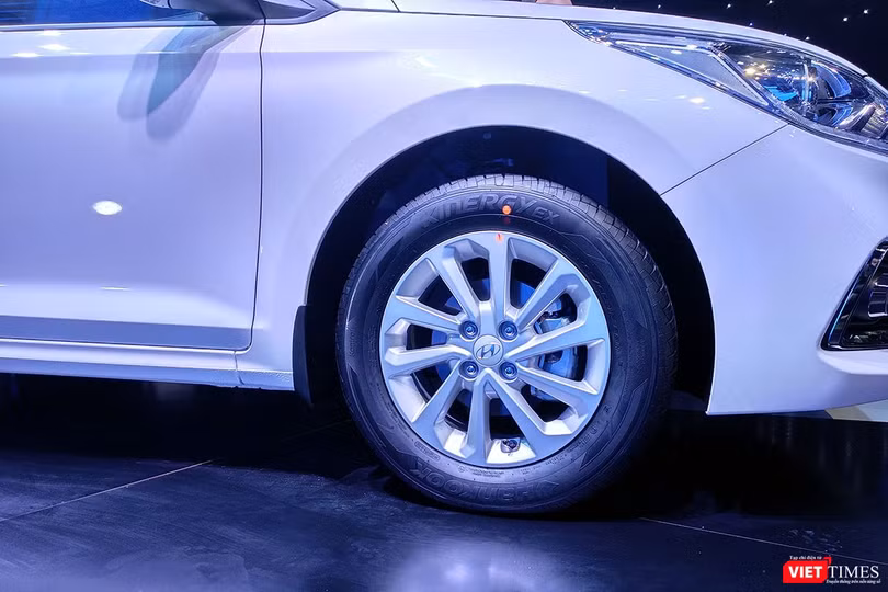 Tham vọng giành ngôi vương phân khúc B, Hyundai Accent 2018 chỉ có giá từ 425 triệu ảnh 12