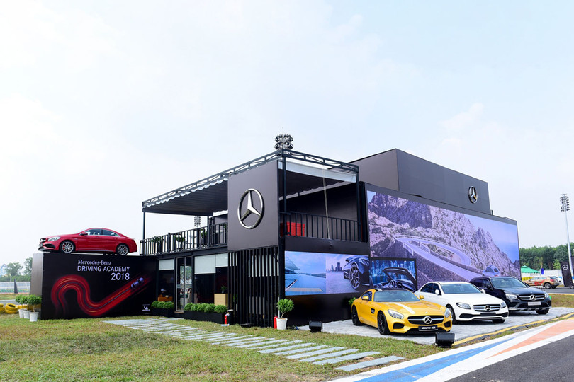 Học viện lái xe an toàn Mercedes-Benz 2018 có gì mới? ảnh 17