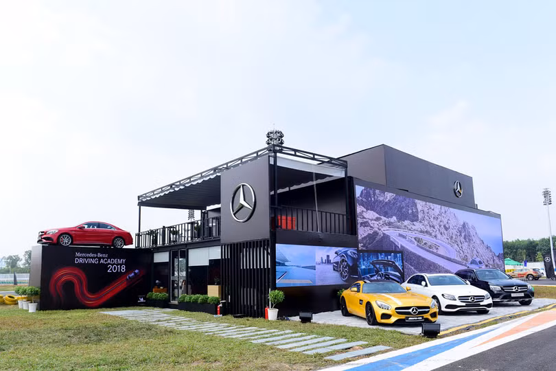 Học viện lái xe an toàn Mercedes-Benz 2018 có gì mới? ảnh 17