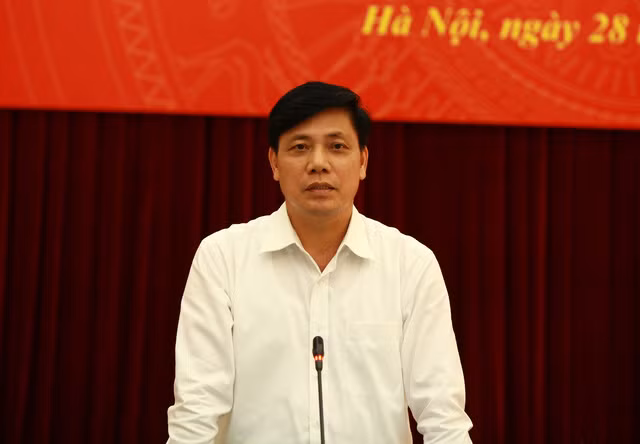 Thứ trưởng Nguyễn Ngọc Đông được ủy quyền xử lý công việc cảu Bộ trưởng Giao thông vận tải