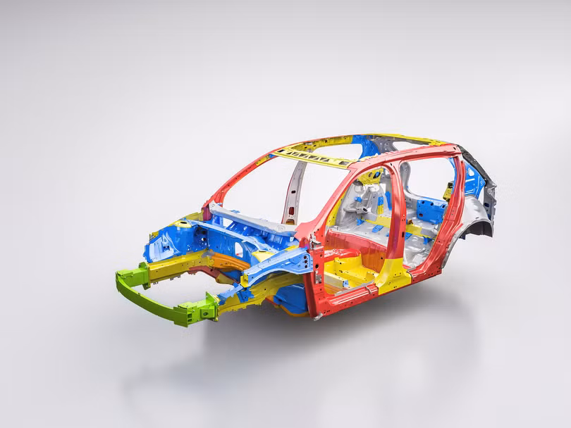 Volvo XC40 ẵm giải “Xe châu Âu của năm 2018” ảnh 3