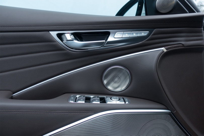 Có gì mới trên Kia K900 2019? ảnh 10