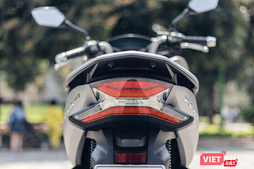 Những điểm được và chưa được trên Honda PCX 2018 ảnh 16