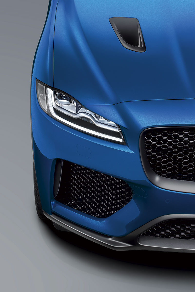 Jaguar trình làng F-PACE SVR, thách thức Porsche Cayenne S ảnh 8