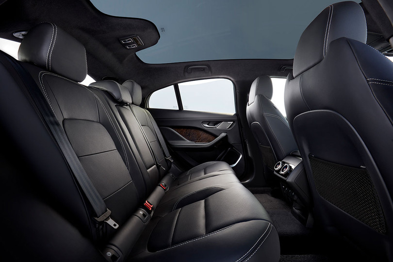 Jaguar I-PACE 2019: Quyết đấu đầu với đối thủ Tesla ảnh 21