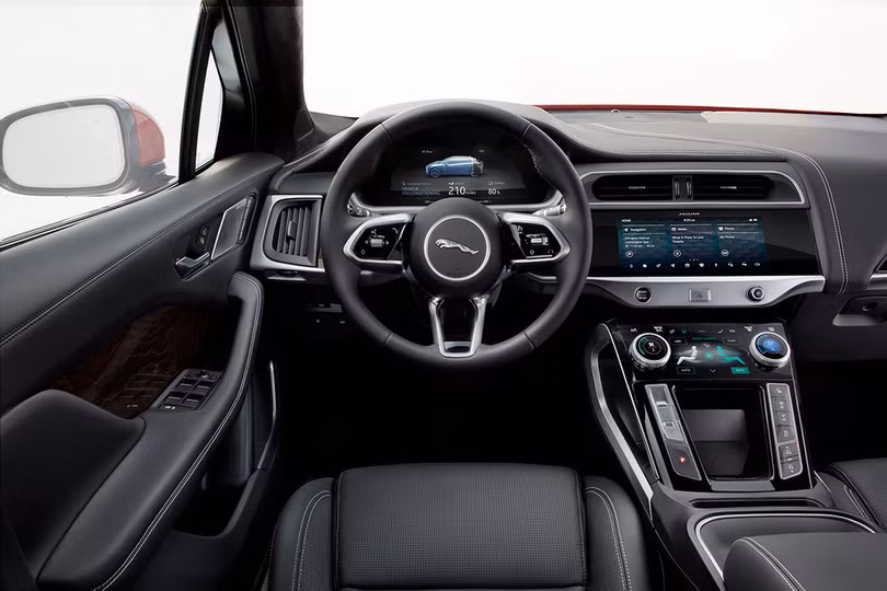 Jaguar I-PACE 2019: Quyết đấu đầu với đối thủ Tesla ảnh 2