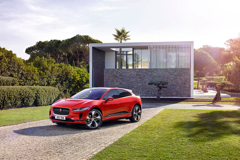 Jaguar I-PACE 2019: Quyết đấu đầu với đối thủ Tesla ảnh 7