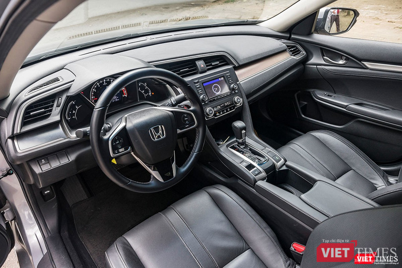 Honda Civic 1.8 E 2018 có xứng với mức giá 758 triệu đồng? ảnh 3