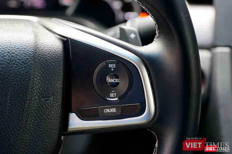 Honda Civic 1.8 E 2018 có xứng với mức giá 758 triệu đồng? ảnh 15