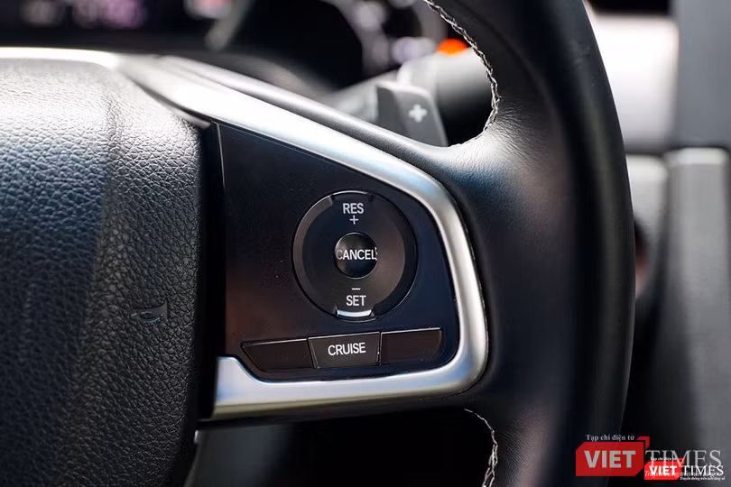 Honda Civic 1.8 E 2018 có xứng với mức giá 758 triệu đồng? ảnh 15