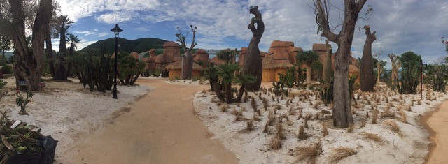 Hoang mạc Châu Phi hoang sơ và hung vĩ