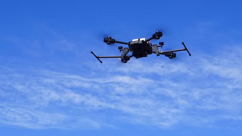 10 thiet bi bay khong nguoi lai dat nhat the gioi hinh anh 7