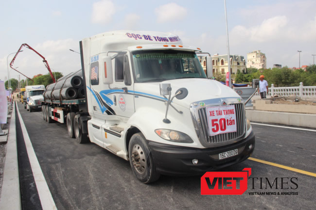 Kỷ lục xây cầu bê tông vĩnh cửu trong 50 ngày, chủ đầu tư nói gì? ảnh 1