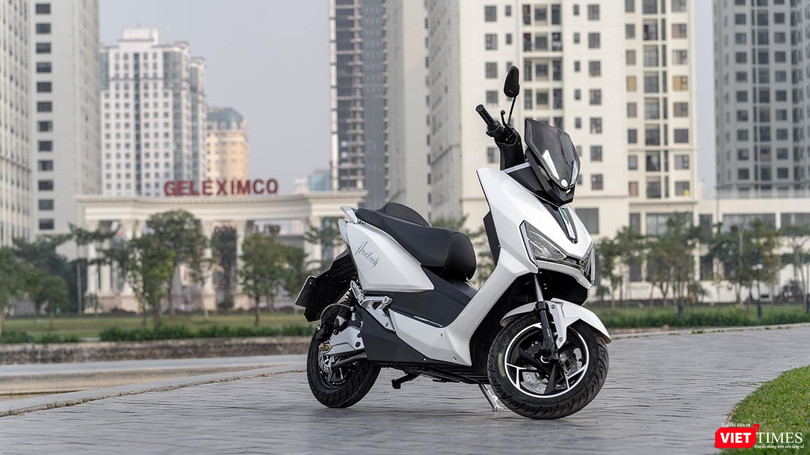 Để thu hút được sự quan tâm của người dùng, xe máy điện cần có thêm những sản phẩm được đầu tư thiết kế và công nghệ như VinFast hay Pega đang làm. (Ảnh: Ngô Minh)