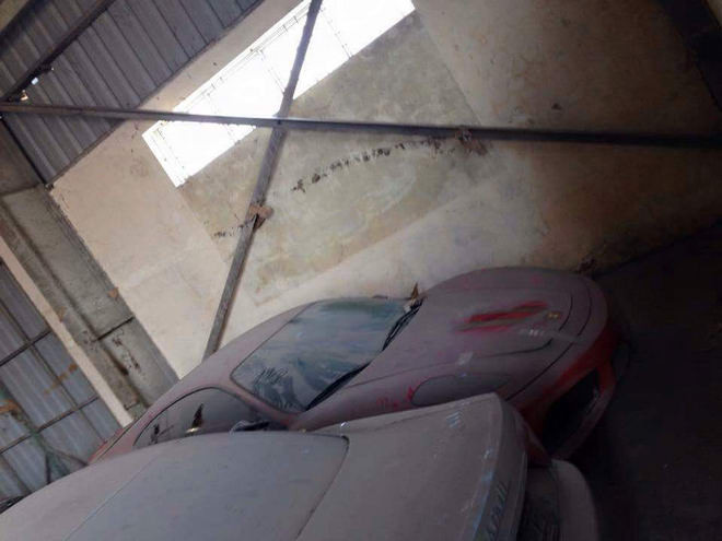 siêu xe, xe sang, xe siêu sang, xe sang bị bỏ rơi, Ferrari, Maybach