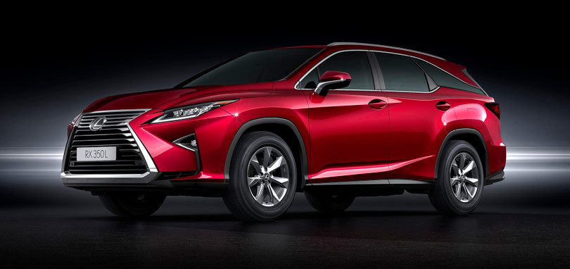 Tại thị trường Việt Nam, Lexus RX có 4 phiên bản 200t, 350, 350L và 450h. 
