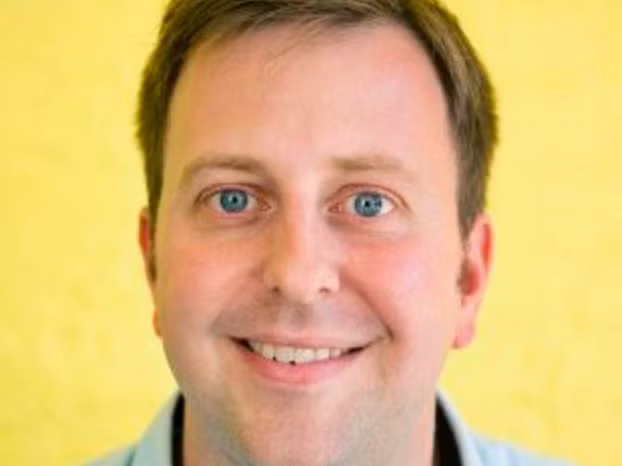 Những cái tên sẽ trở thành triệu phú và tỷ phú sau vụ IPO của Snapchat ảnh 4