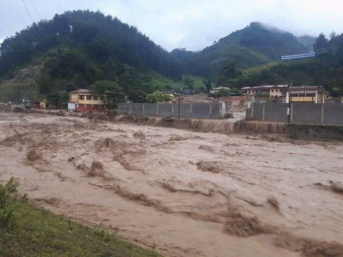 Phân công các bộ đẩy mạnh giải ngân vốn đầu tư công ảnh 1