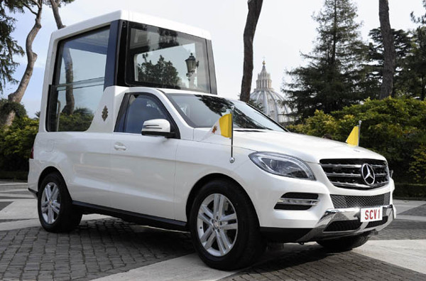 Top 10 xe "siêu dị" của các nguyên thủ quốc gia ảnh 9