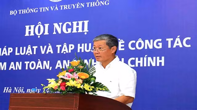 Thứ trưởng Nguyễn Thành Hưng